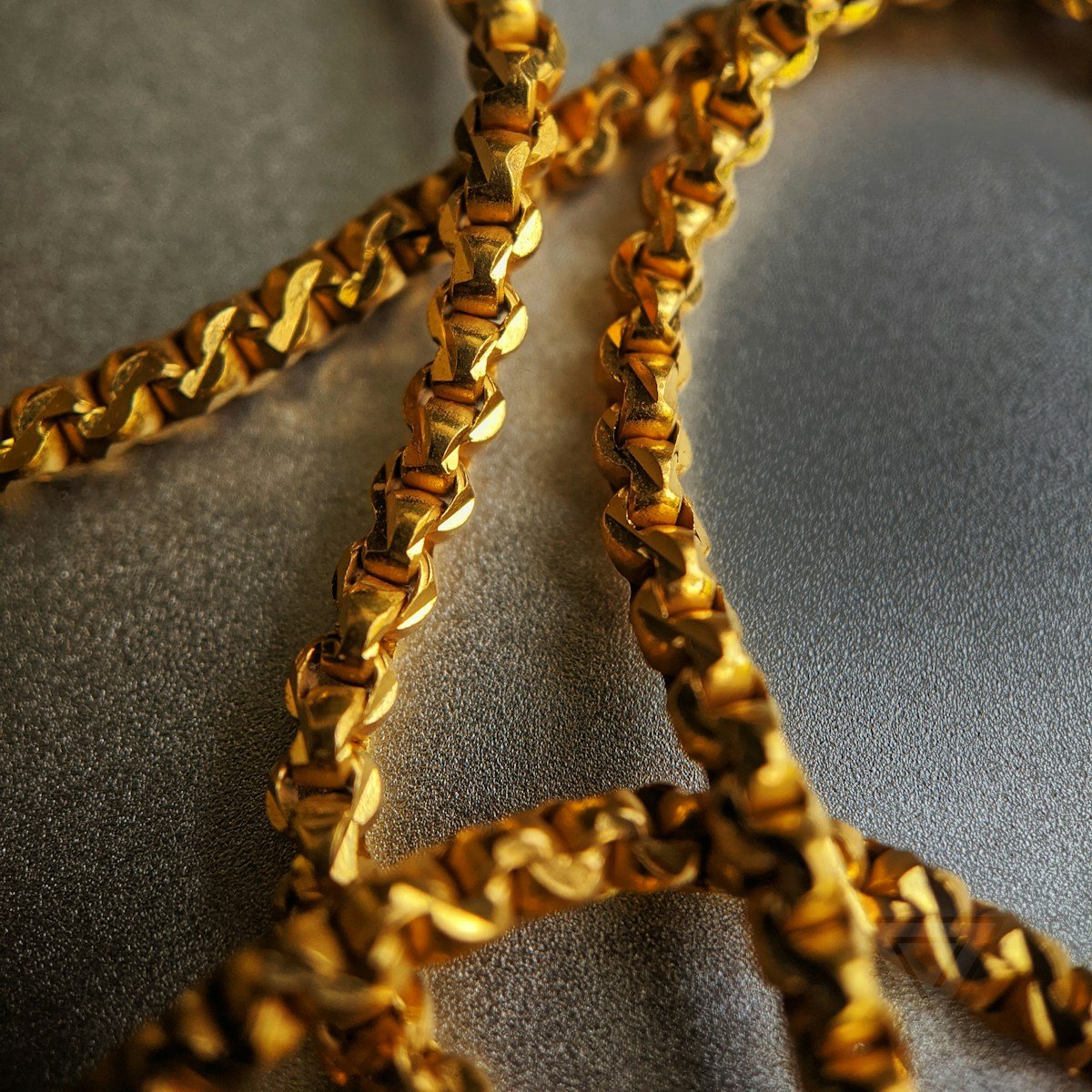 Mariner Anchor Gold Chain
