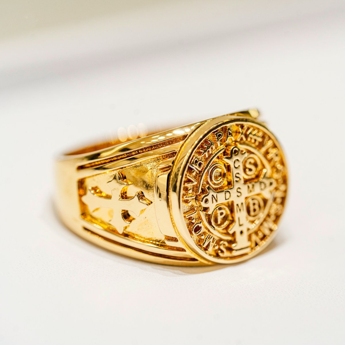 Signet Heirloom Gold Ring